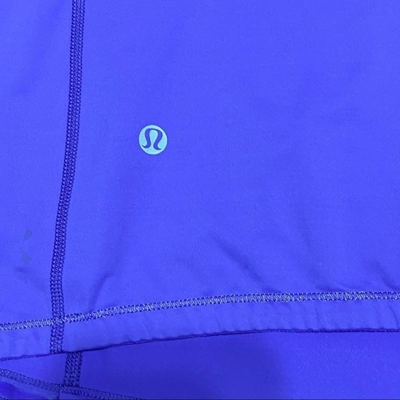 Lululemon tank built in bra small - Picture 6 of 7